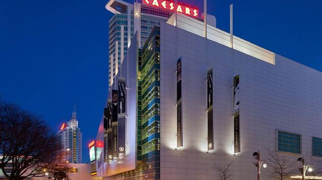 Le Caesars Windsor